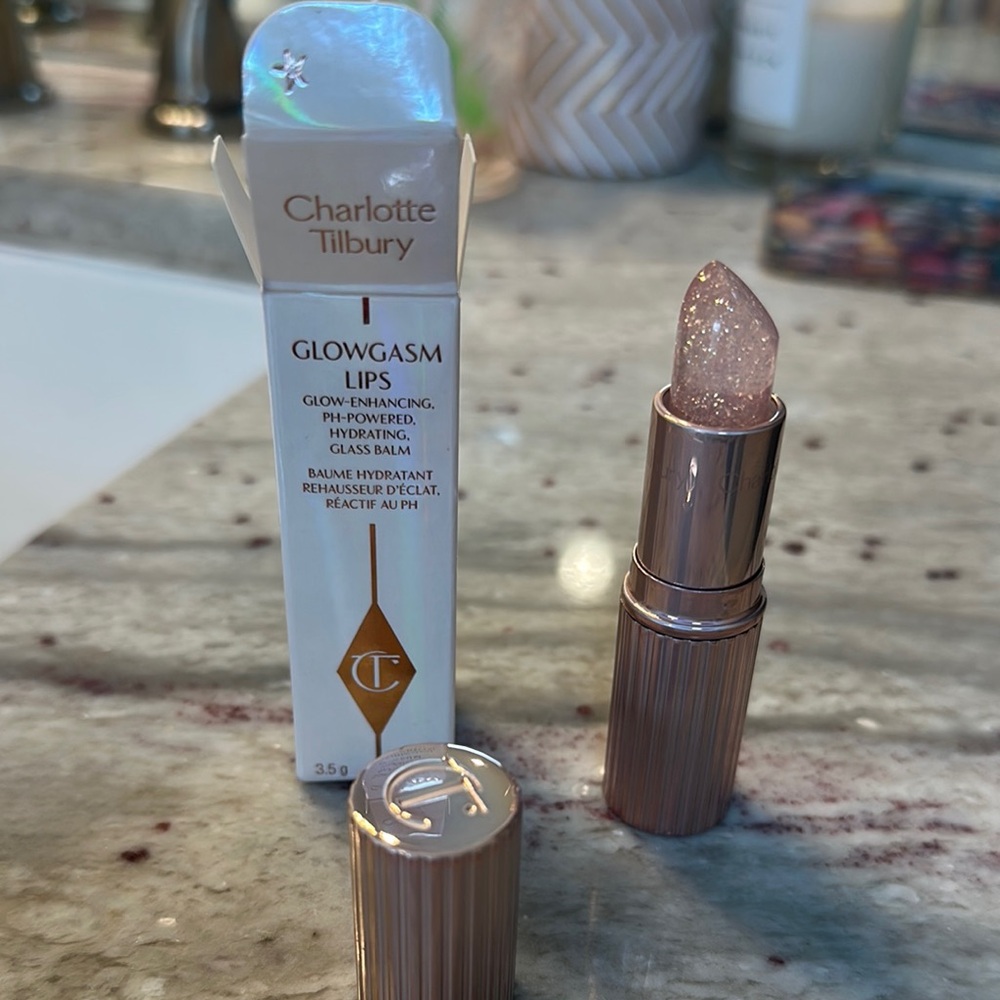 Charlotte Tilbury Glowgasm Lip Gloss Hydrating Shine in glittergasm
